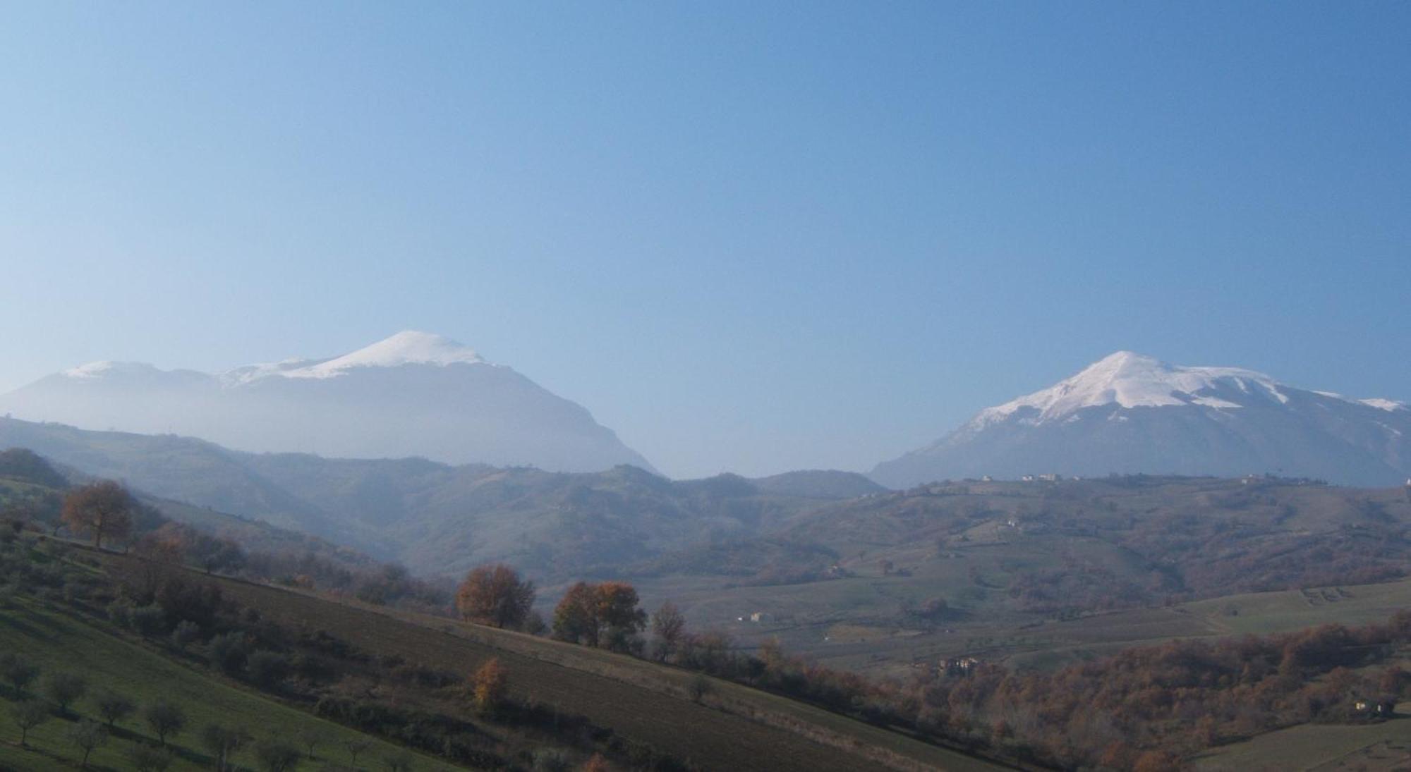 Campli Agriturismo Il Vecchio Carro מראה חיצוני תמונה