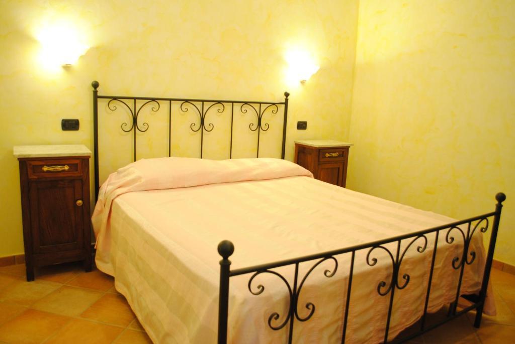Campli Agriturismo Il Vecchio Carro חדר תמונה